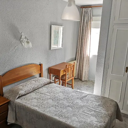Hostal Pensión Rosada-3